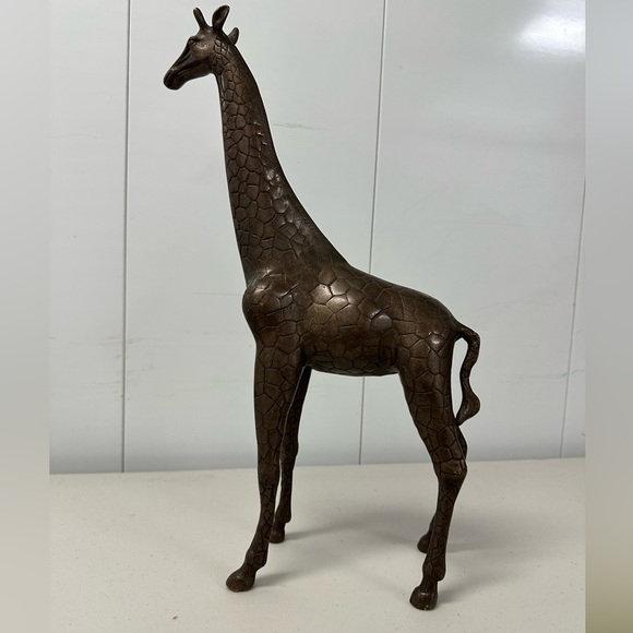 Vintage Bronze Giraffe Sculpture Statue - 17” Tall - Picture 6 of 9